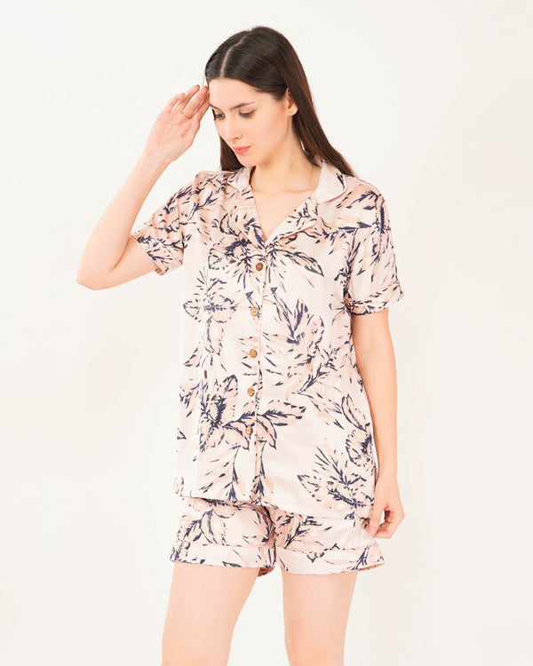 Trendy Printed Satin Shorts Set – Perfect for Day-Outs or Vacay Mood