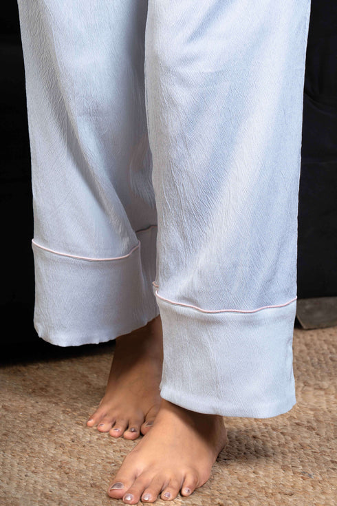 Women Solid Cotton Bubble Night Suit