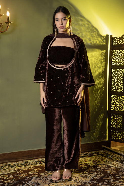 Luxury Velvet Kurta and Trouser Ensemble with Dupatta